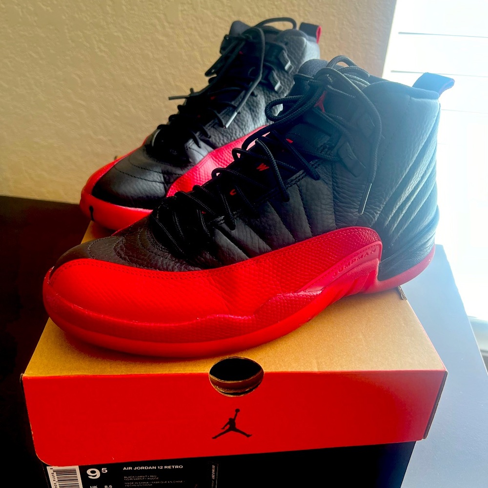 Nike Air Jordan 12 Retro